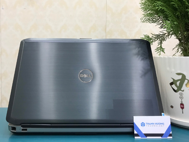 Dell Latitude 5530