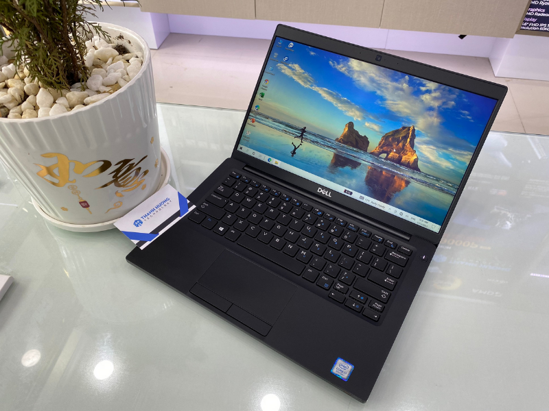 Dell Latitude 7390