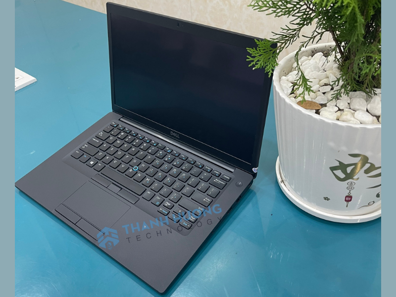 Dell Latitude 7490