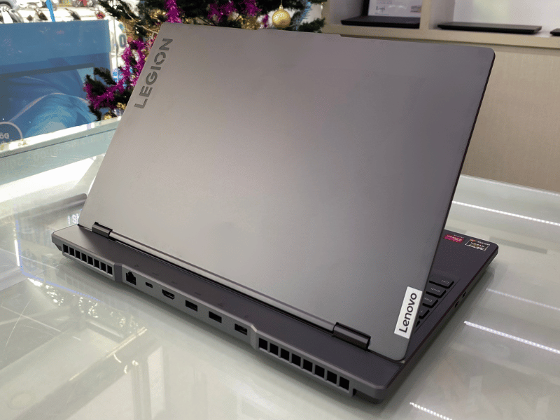 lenovo-legion-5-pro-r7000p