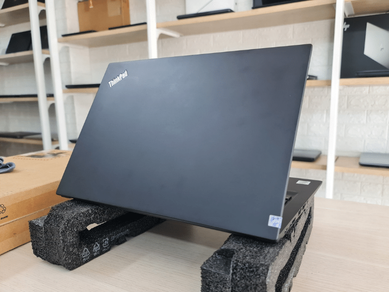 lenovo-thinkpad-t14s-gen-1