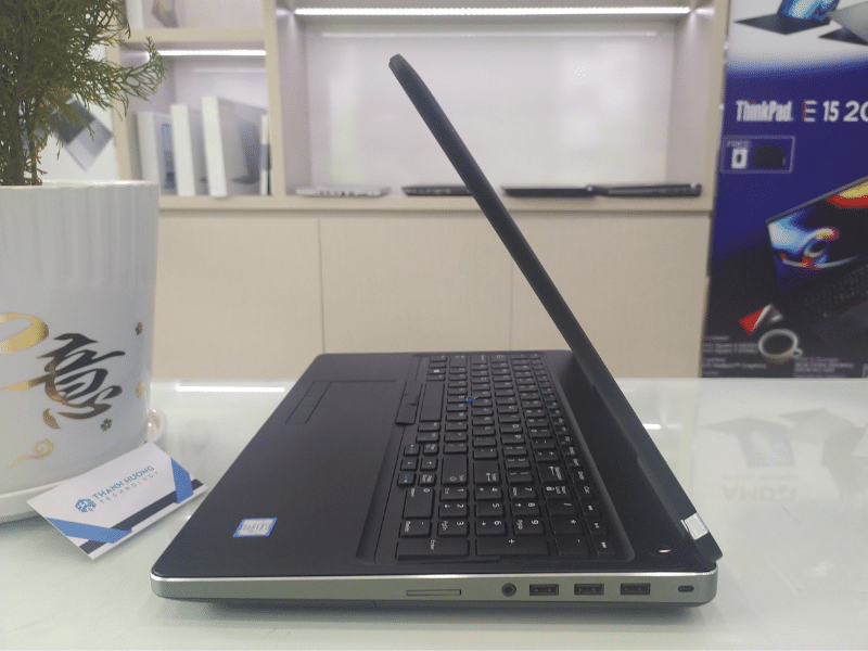 Dell Precision 7520