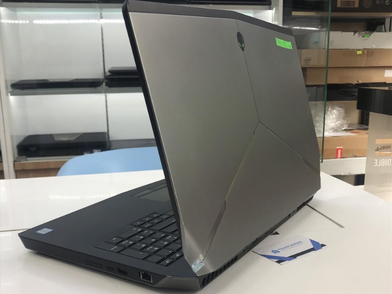 Dell Alienware 17 R3