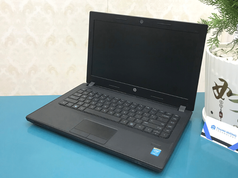 HP 242 G2 