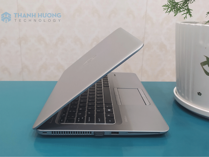 HP Elitebook 745 G4