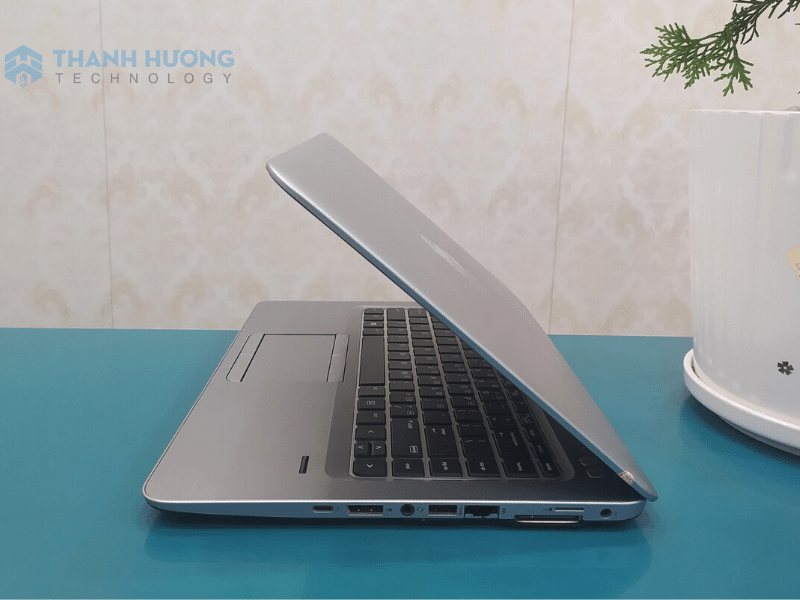 HP Elitebook 745 G4