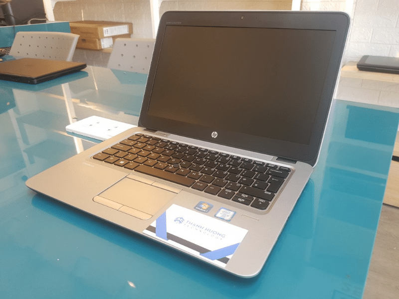 HP Elitebook 820 G3