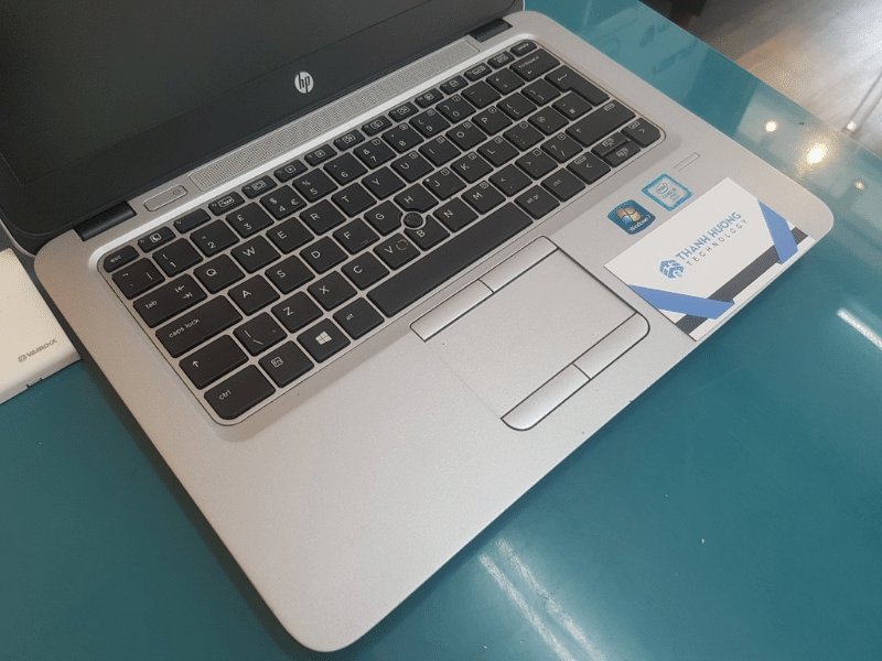 HP Elitebook 820 G3