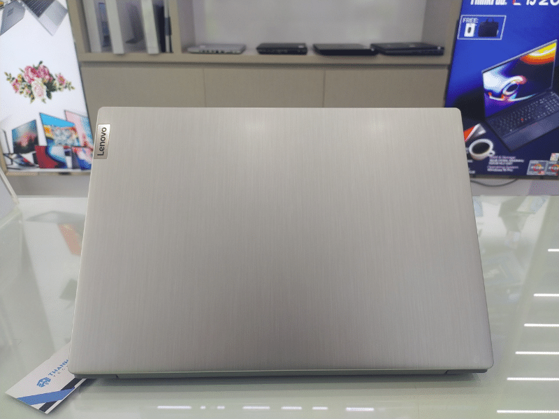 Lenovo IdeaPad 3 15ADA05