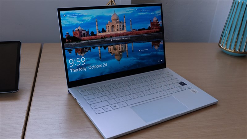 sạc laptop an to&agrave;n